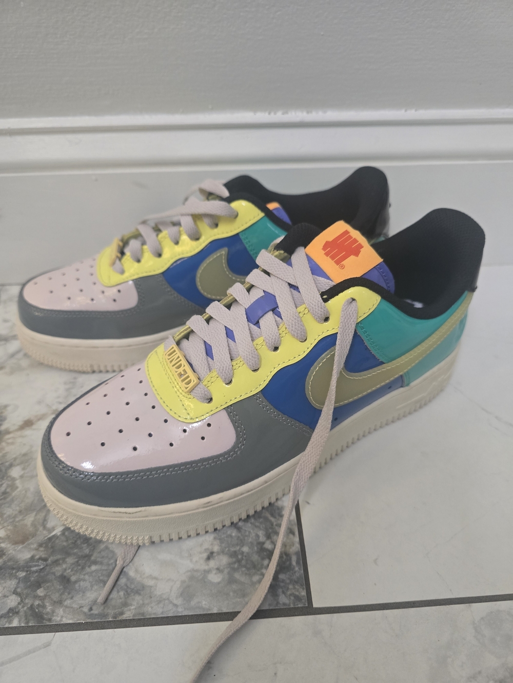 Nike Air Force 1 - Undefeated Collaboration - Like New With Box - Picture 3 of 11